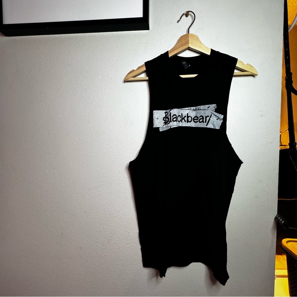 NWOT limited Blackbear tape cut off tank